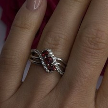925 Sterling Silver Garnet & Beryl Ring Size 7