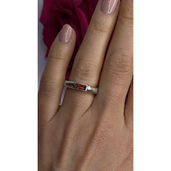 925 Sterling Silver Signet-Style Red Garnet Ring Size 6