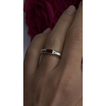 925 Sterling Silver Signet-Style Red Garnet Ring Size 6