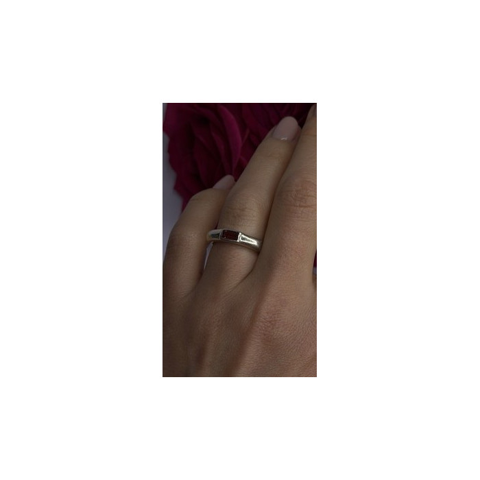 925 Sterling Silver Signet-Style Red Garnet Ring Size 6