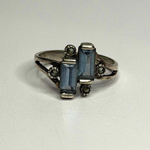 925 Sterling Silver Topaz & Marcasite Ring Size 7