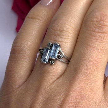 925 Sterling Silver Topaz & Marcasite Ring Size 7