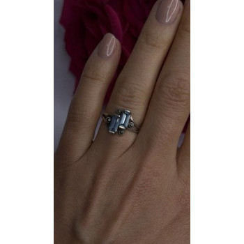 925 Sterling Silver Topaz & Marcasite Ring Size 7