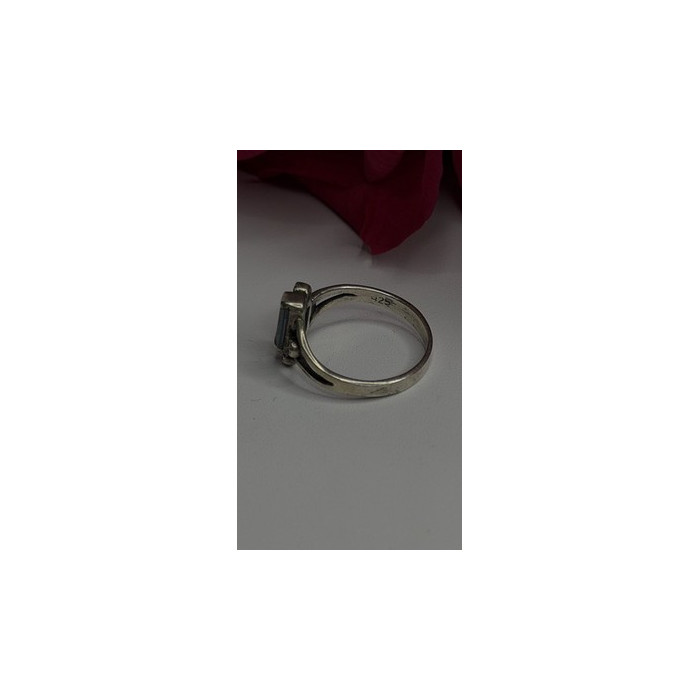 925 Sterling Silver Topaz & Marcasite Ring Size 7