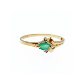 10K YELLOW GOLD  EMERALD & DIAMONDS RING SIZE 6.75
