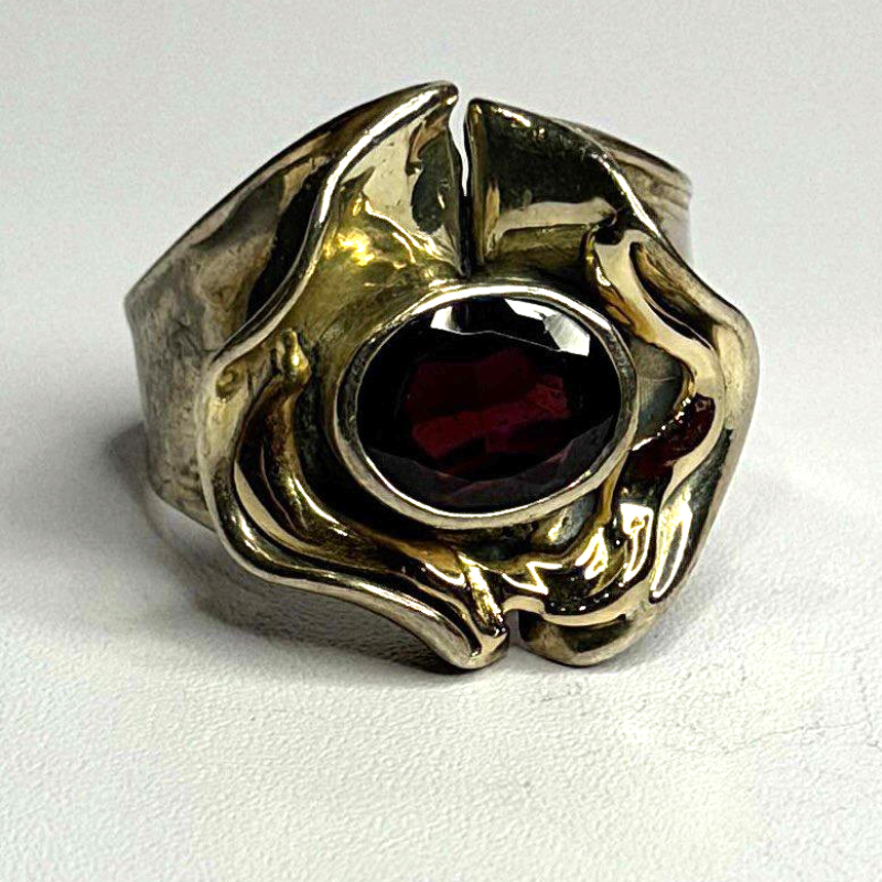 Vintage 925 Sterling Silver & 14K Yellow Gold Part Garnet Ring Size 8