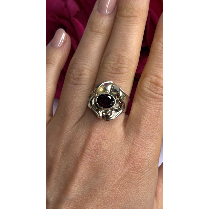 Vintage 925 Sterling Silver & 14K Yellow Gold Part Garnet Ring Size 8