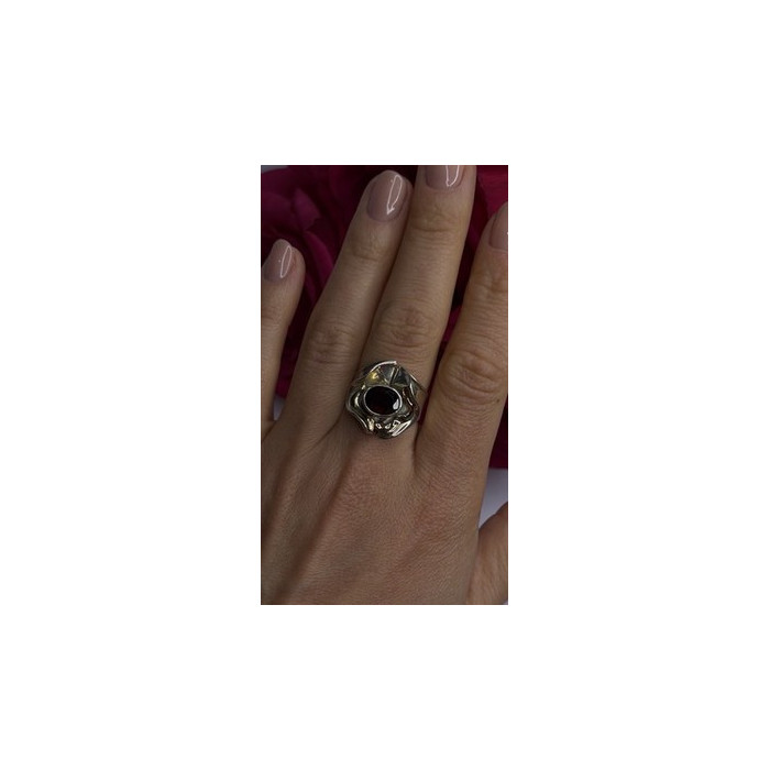 Vintage 925 Sterling Silver & 14K Yellow Gold Part Garnet Ring Size 8