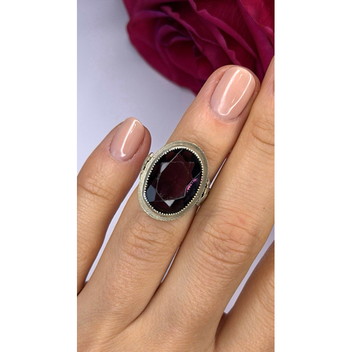 Vintage 925 Sterling Silver Purple Amethyst Ring Size 4.5