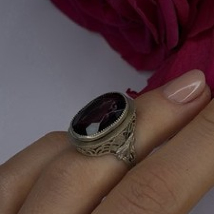 Vintage 925 Sterling Silver Purple Amethyst Ring Size 4.5