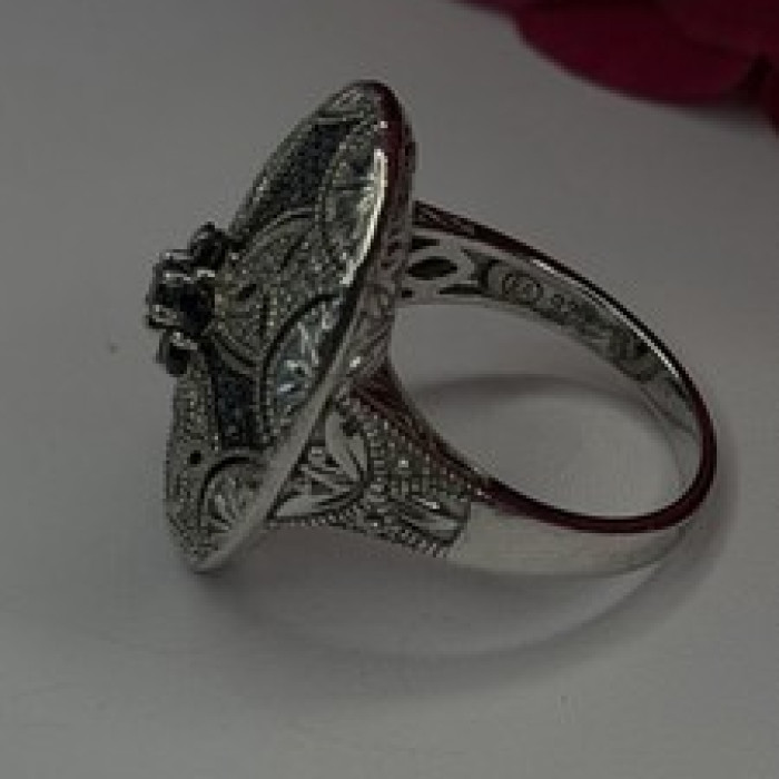 Elegant 925 Sterling Silver Spinel Stones Ring Size 8