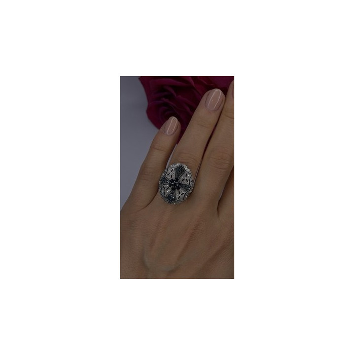 Elegant 925 Sterling Silver Spinel Stones Ring Size 8