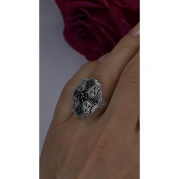 Elegant 925 Sterling Silver Spinel Stones Ring Size 8