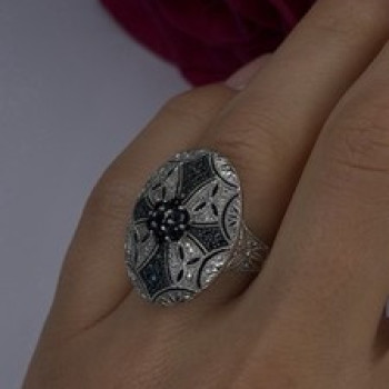 Elegant 925 Sterling Silver Spinel Stones Ring Size 8
