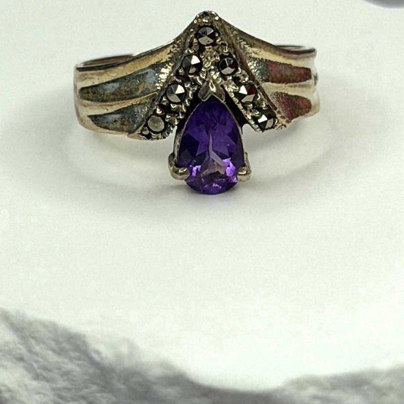 Vintage 925 Sterling Silver Amethyst & Marcasite Ring Size 7.5