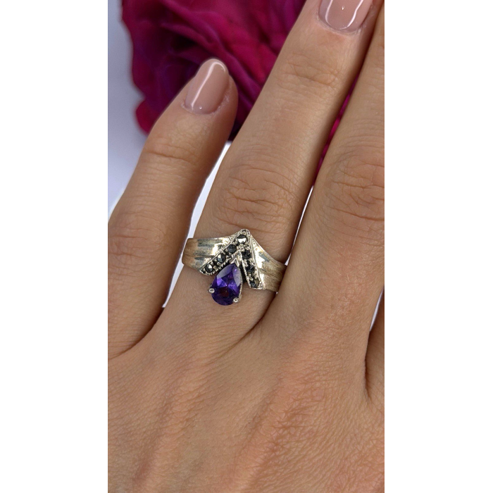 Vintage 925 Sterling Silver Amethyst & Marcasite Ring Size 7.5