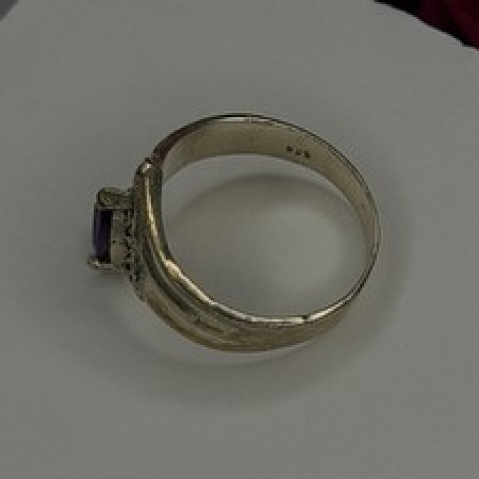 Vintage 925 Sterling Silver Amethyst & Marcasite Ring Size 7.5
