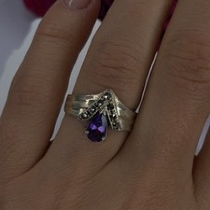 Vintage 925 Sterling Silver Amethyst & Marcasite Ring Size 7.5