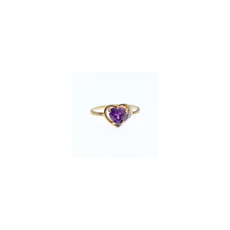 10K YELLOW GOLD  AMETHYST & DIAMOND RING SIZE 7.25