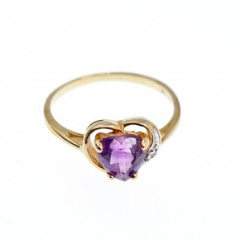 10K Yellow Gold Amethyst & Diamond Ring Size 7.25