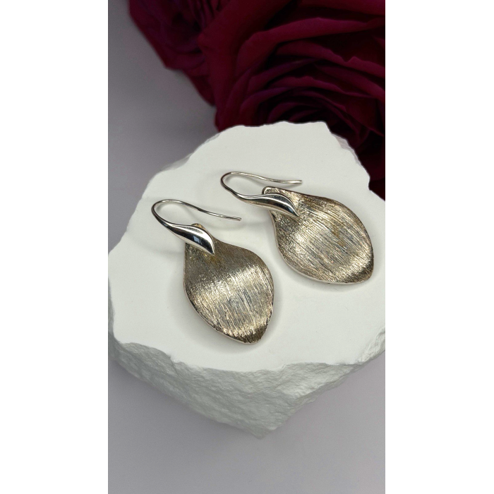 Elegant Italy 925 Sterling Silver Leaf Earrings