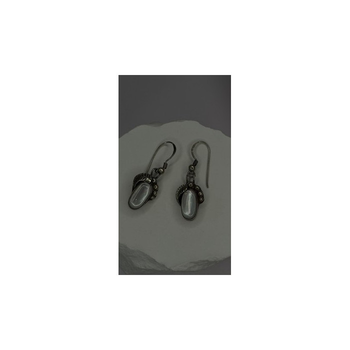 Vintage 925 Sterling Silver Mother-of-pearl Cabochons Dangle Earrings