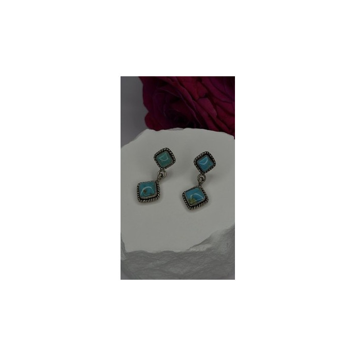 Vintage 925 Sterling Silver Blue Quoc Turquoise Dangle Earrings