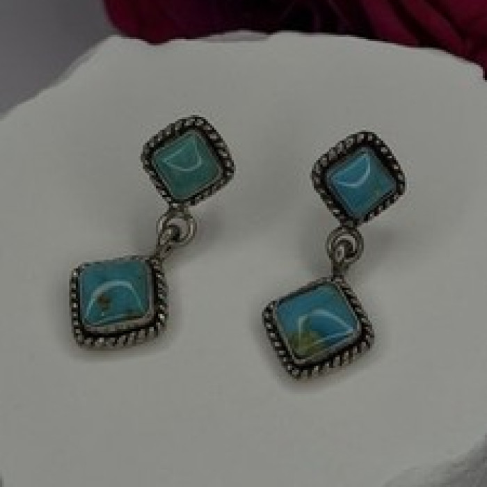 Vintage 925 Sterling Silver Blue Quoc Turquoise Dangle Earrings
