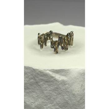 Artisanal Rock Wall Design 925 Sterling Silver Molten-Style Band Ring Size 6