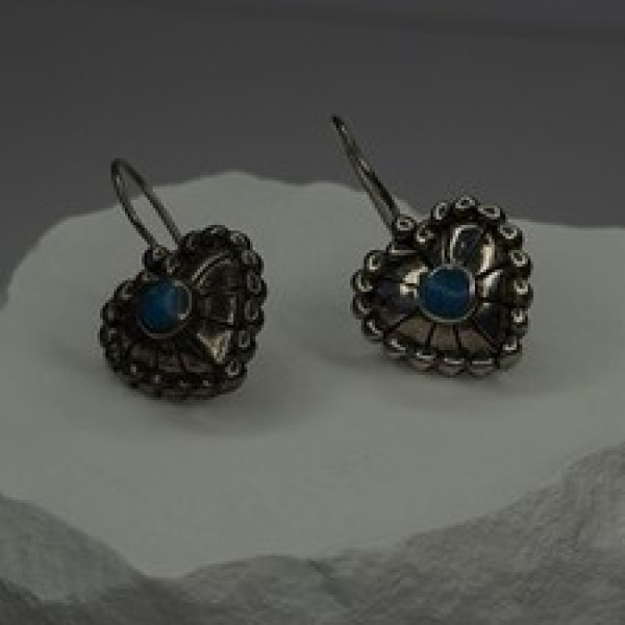 Vintage 925 Sterling Silver Blue Turquoise Heart Earrings