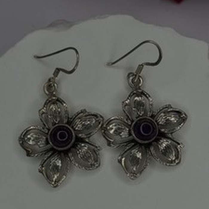 Vintage Flower 925 Sterling Silver Amethyst Earrings