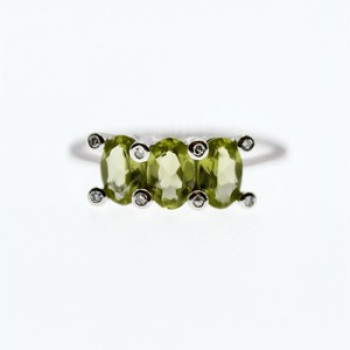 14K White Gold Peridot & Diamonds Ring Size 11.12