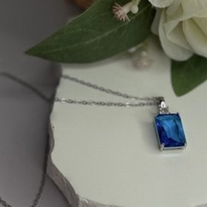 925 Sterling Silver Blue Shiny Cz Necklace Length 16/18 in