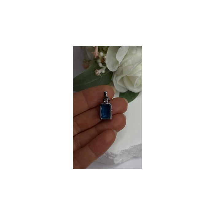925 Sterling Silver Blue Shiny Cz Necklace Length 16/18 in