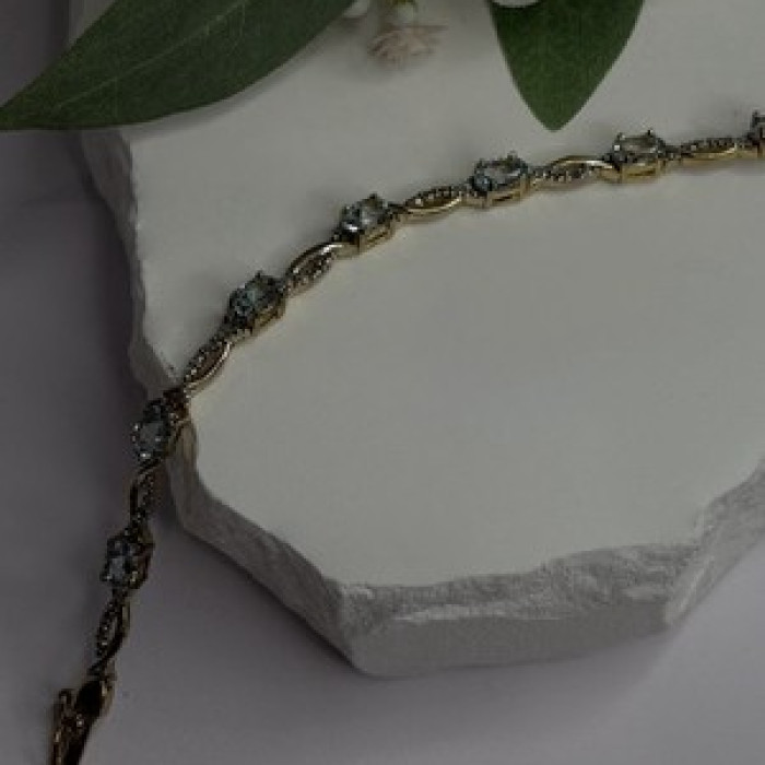 925 Sterling Silver Gold Plated Blue Topaz Bracelet Size 7.5