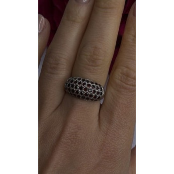 Beautiful 925 Sterling Silver Red Garnet Ring Size 7.5