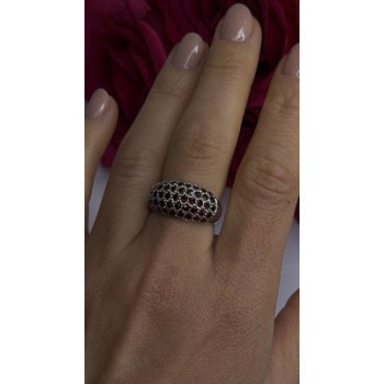 Beautiful 925 Sterling Silver Red Garnet Ring Size 7.5