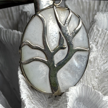 925 Sterling Silver Mother of Pearl Tree of Life Pendant