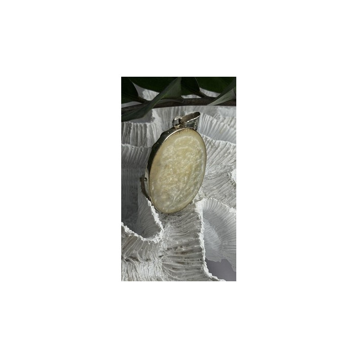 925 Sterling Silver Mother of Pearl Tree of Life Pendant