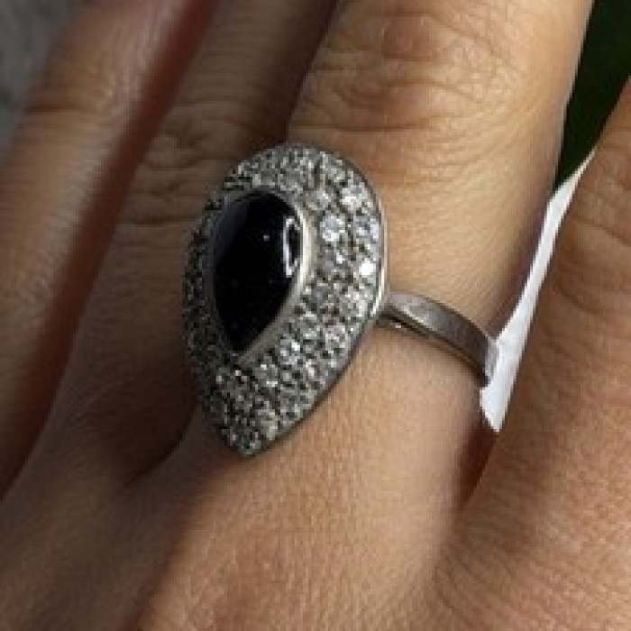 Vintage 925 Sterling Silver Black Onyx & Clear Topaz Stones Ring Size 7.5