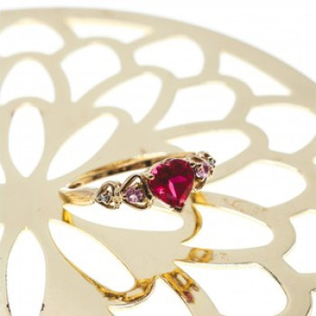 10K Yellow Gold STS Ruby Spinel & Diamond Heart Ring Size 7