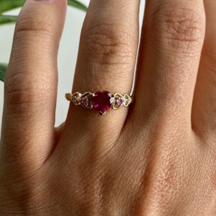 10K Yellow Gold STS Ruby Spinel & Diamond Heart Ring Size 7