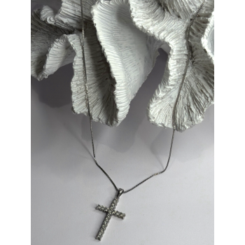 925 Sterling Silver Diamonds Cross Necklace