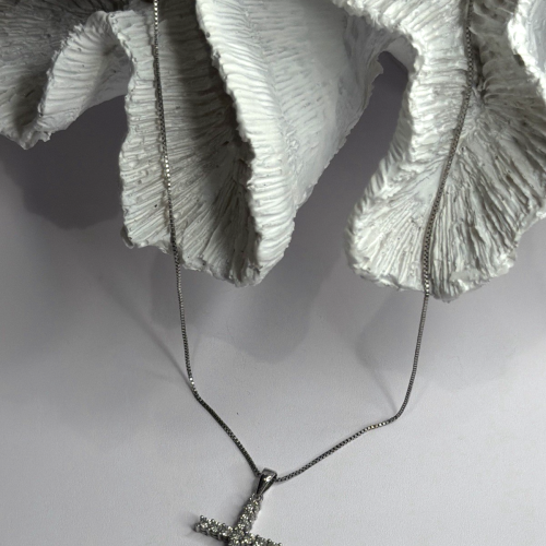 925 Sterling Silver Diamonds Cross Necklace