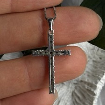 925 Sterling Silver Diamonds Cross Necklace