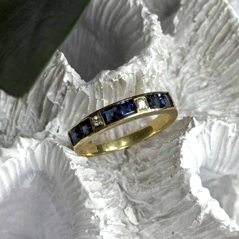 14K Yellow Gold Sapphire 0.33 CTW & Diamond 0.02 CTW Band Ring Size 6