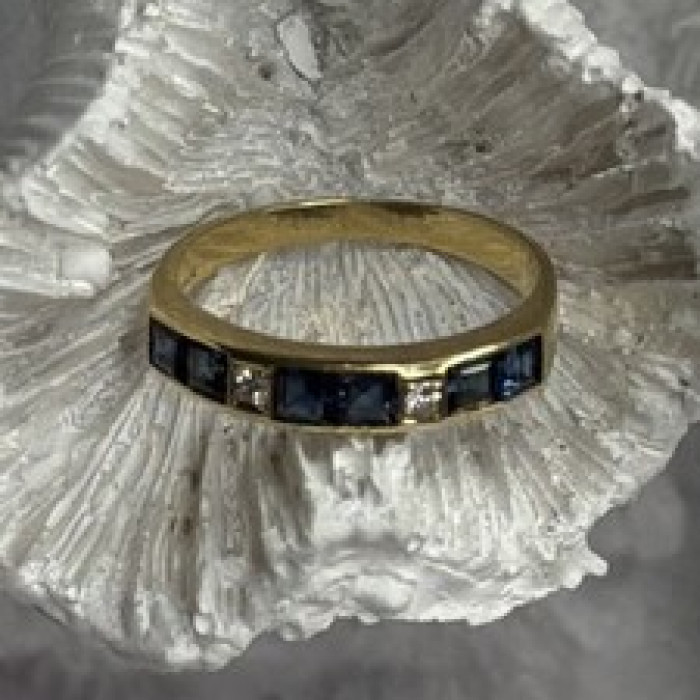 14K Yellow Gold Sapphire 0.33 CTW & Diamond 0.02 CTW Band Ring Size 6