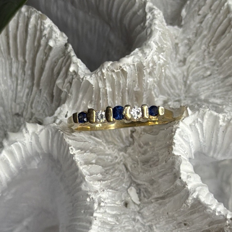 14K 585 Yellow Gold Sapphire 0.18 CTW & Diamond 0.10 CTW Ring Size 6