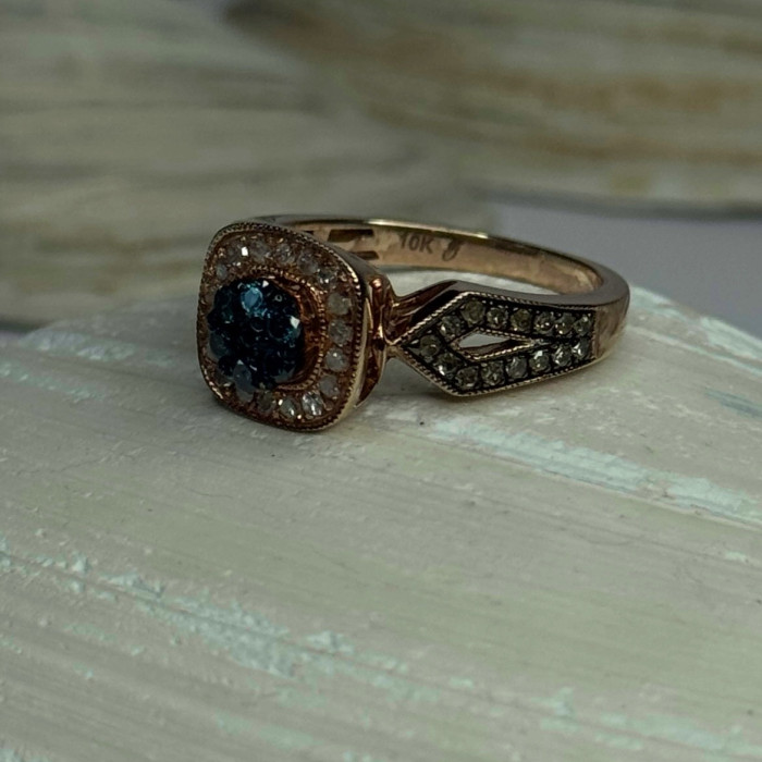 10K Rose Gold 0.5 Carat Clear & Teal Blue Dimond Ring Size 6