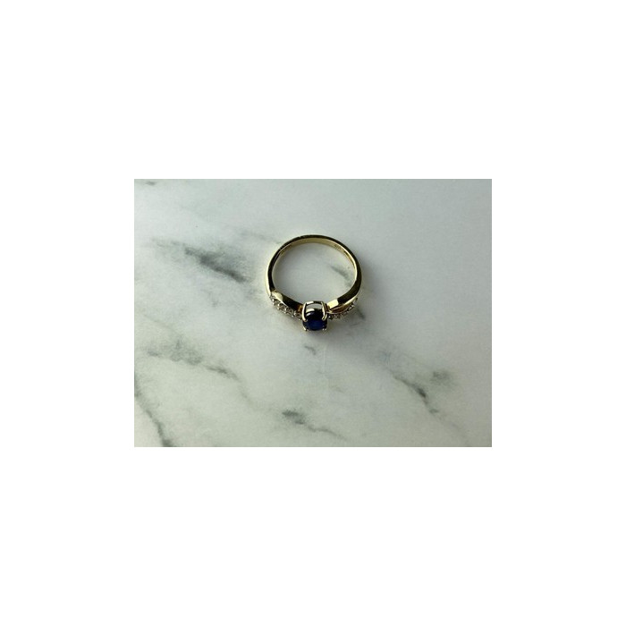 10K YELLOW GOLD BLUE & WHITE SAPPHIRE RING SIZE 6.75